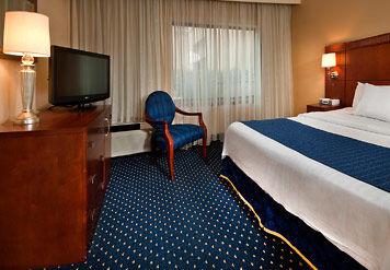 Courtyard By Marriott Greensboro Dış mekan fotoğraf