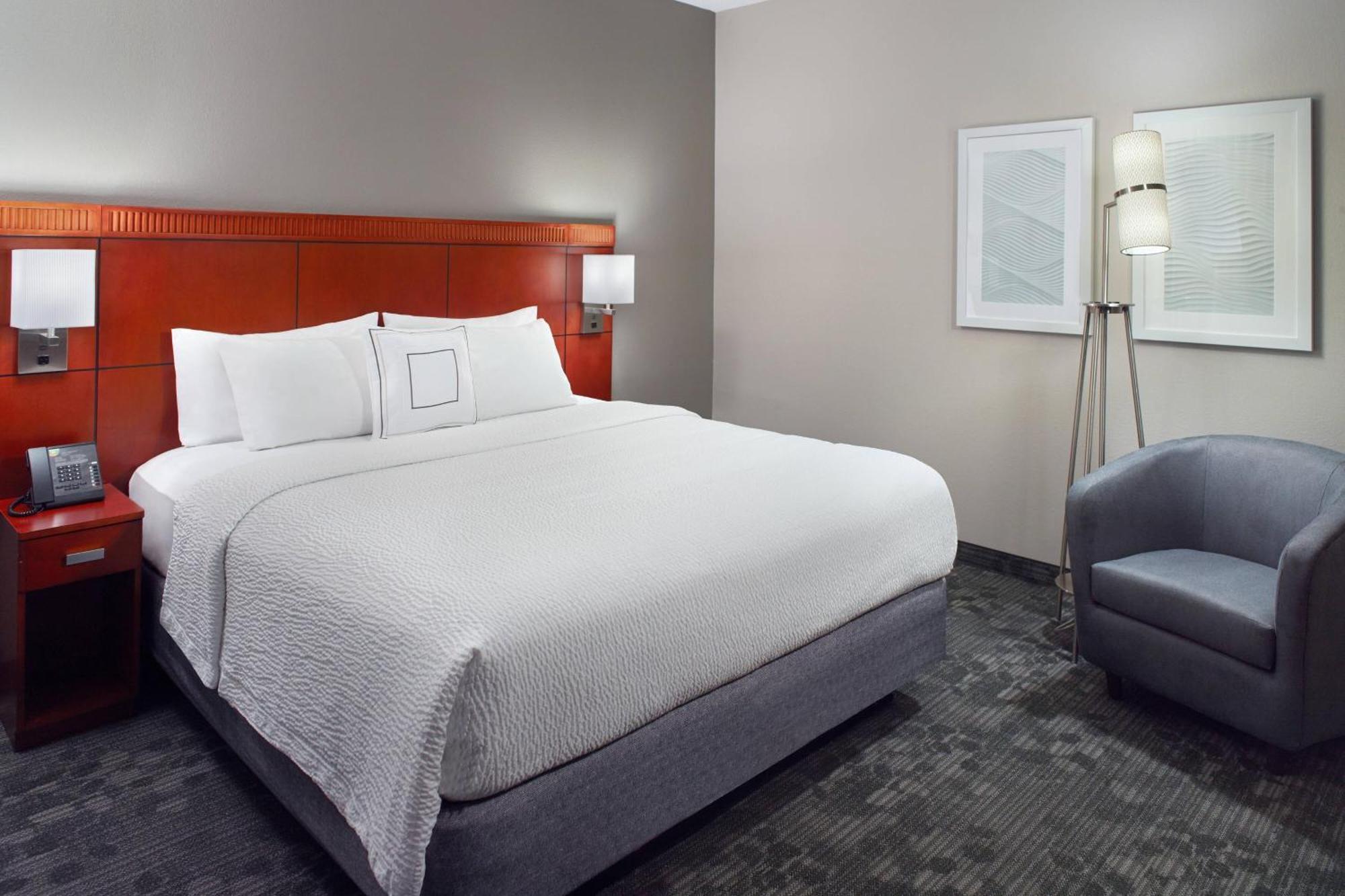 Courtyard By Marriott Greensboro Dış mekan fotoğraf